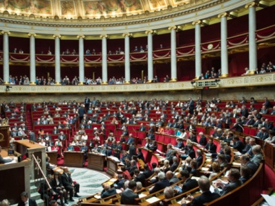 Fransa Meclisi Ermeni Soykırımı’nın inkârını cezalandıran yasayı onayladı