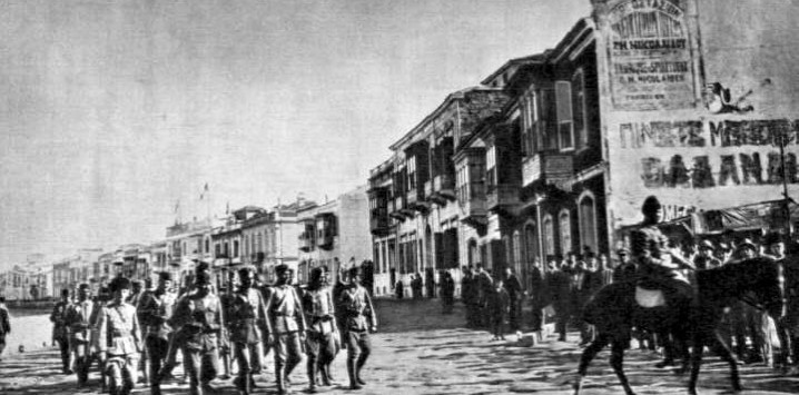 30 Ağustos 1922: Anadolu Rumları yaşadıkları yerlerden sürüldü, ekonomik ve sosyal hayat çöktü