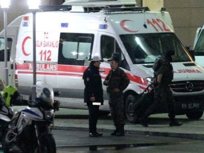 Van’da bombalı araçla saldırı: 3 şehit, 73 yaralı