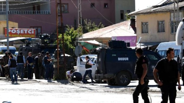 Van’da bir polis şehit