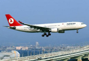 Diyarbakır Havalimanı’na roketatarlı saldırı