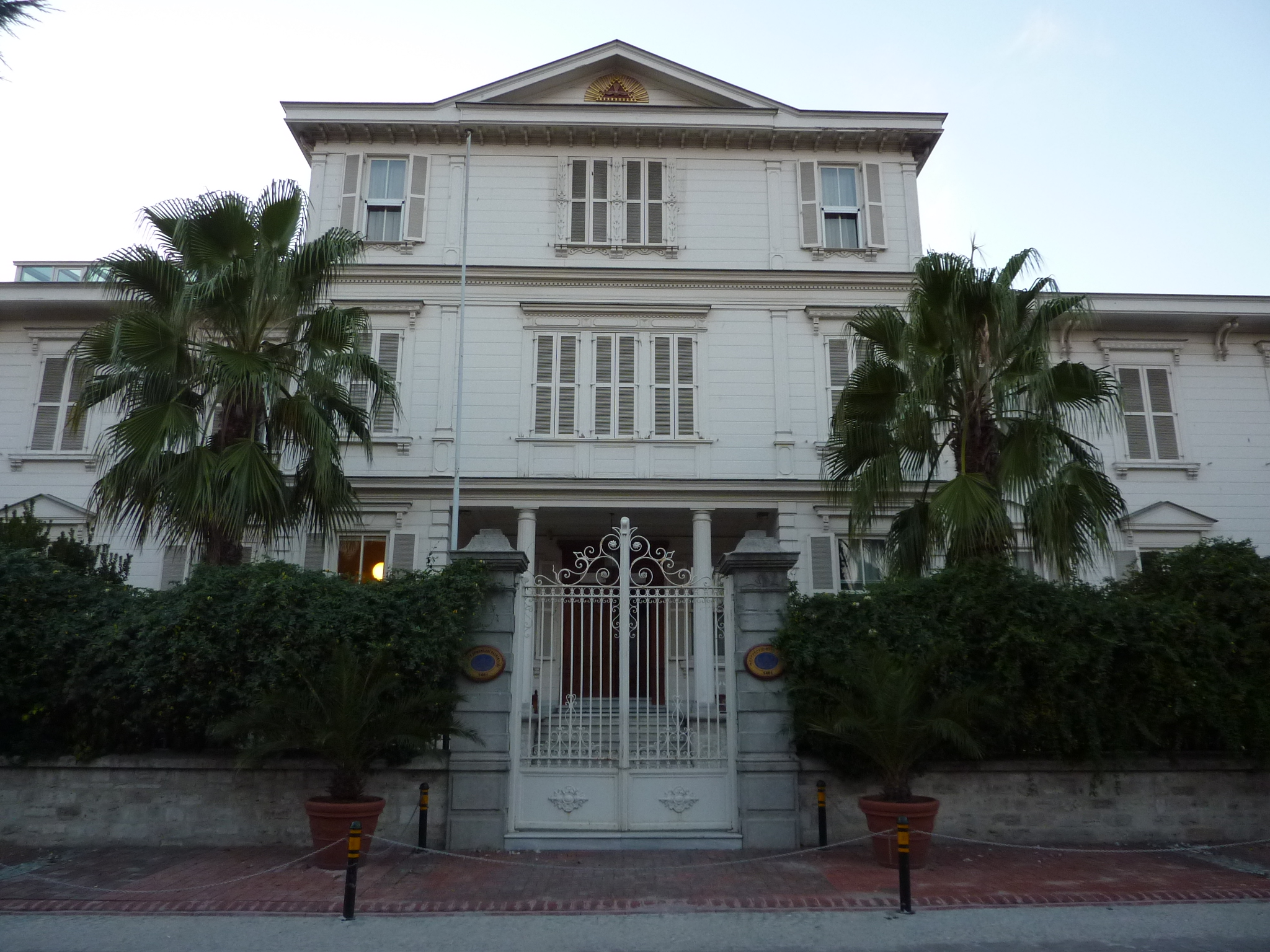 Ermeni Basını: “Türkiye, İstanbul Ermeni Kilisesi’ne Baskı Yapıyor”