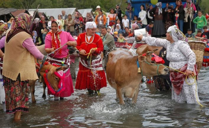 Lazcada Hıristiyanlığın İzleri: Günümüze Ulaşmış Yunanca Kökenli Hıristiyan Dinî Terimleri
