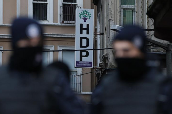 HDP’ye operasyon! Çok sayıda kişi gözaltına alındı