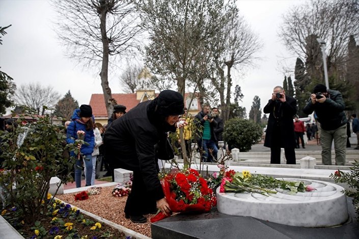 Hrant Dink mezarı başında anıldı