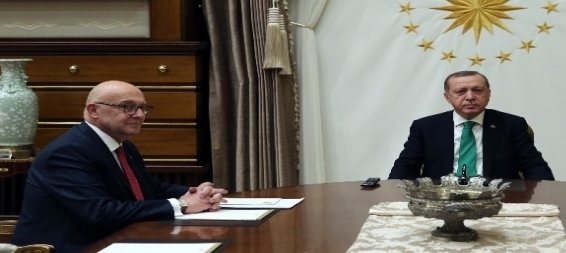 Agos’un Manşeti: Patriklik seçimi de Erdoğan’a bağlandı