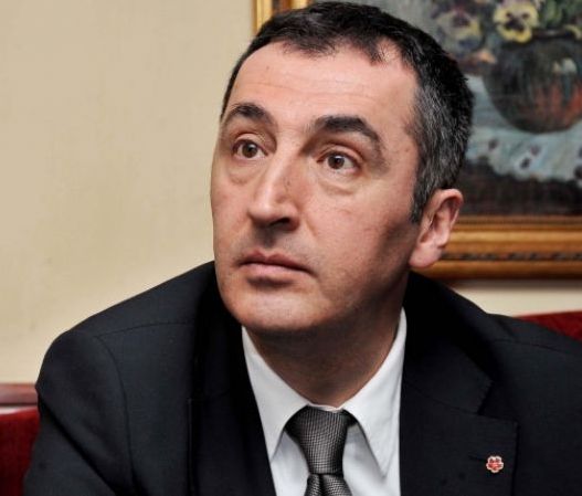 Özdemir Taksiciler Birliği’ne şikayet mektubu yazdı