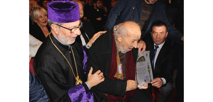 Güler’e Mıgırdiç Beşiktaşlıyan Özel Nişanı