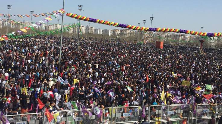 Diyarbakır’dan binler Newroz için toplandı