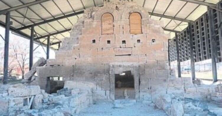 15 asırlık Roma kilisesi turizme kazandırılıyor