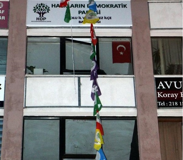 HDP’ye yönelik organize saldırılar