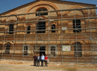 Akşehir dünya mizah ustaları sanat evine ulaşıyor