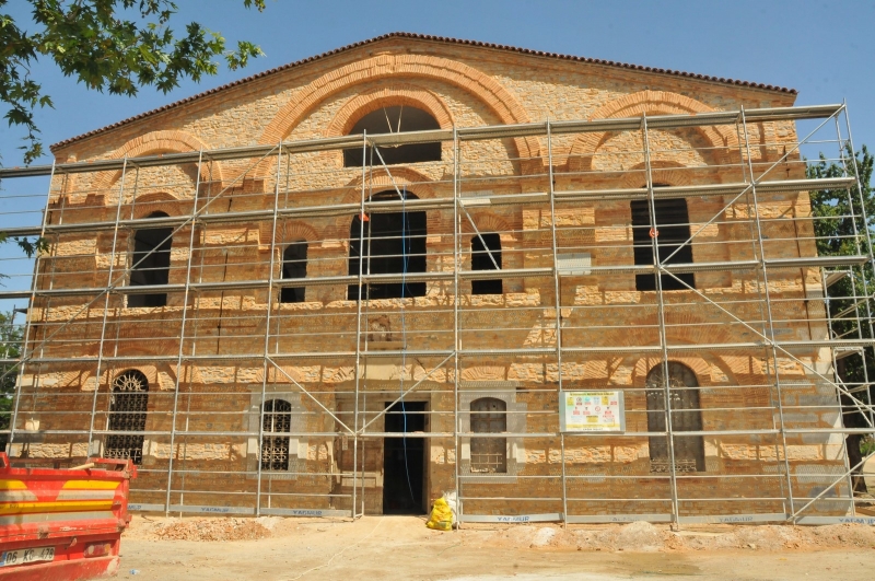 Ermeni kilisesi sanat evi oluyor