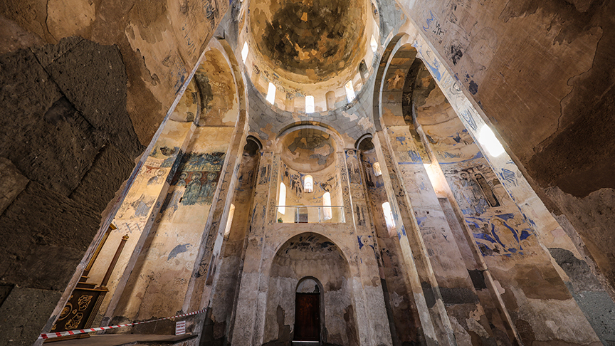 Akdamar (Akhtamar-‘Akunq’ web sayfası) ihtişamıyla UNESCO daimi listesi yolunda