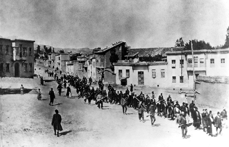 1915 ve Holokost tartışması