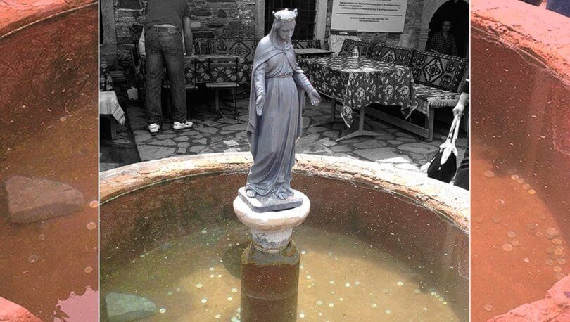 Anıtlar müdürlüğü kilise havuza atılan paraları sordu