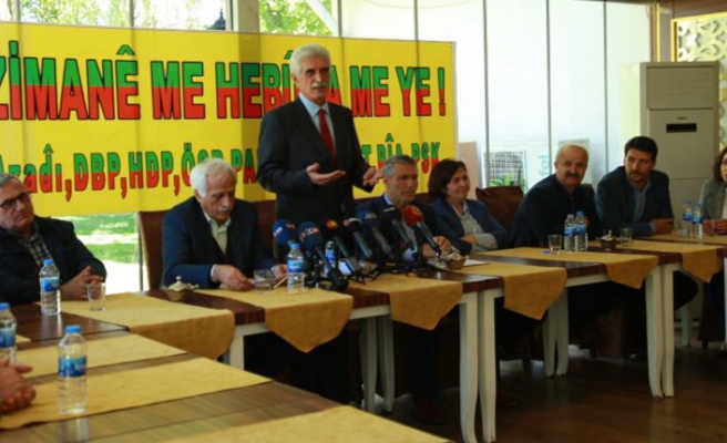 9 Kürt partisi anadil platformu kurdu: Her yerde Kürtçe konuşalım