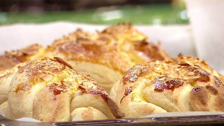 Paskalya çöreği nasıl yapılır? Paskalya çöreği tarifi