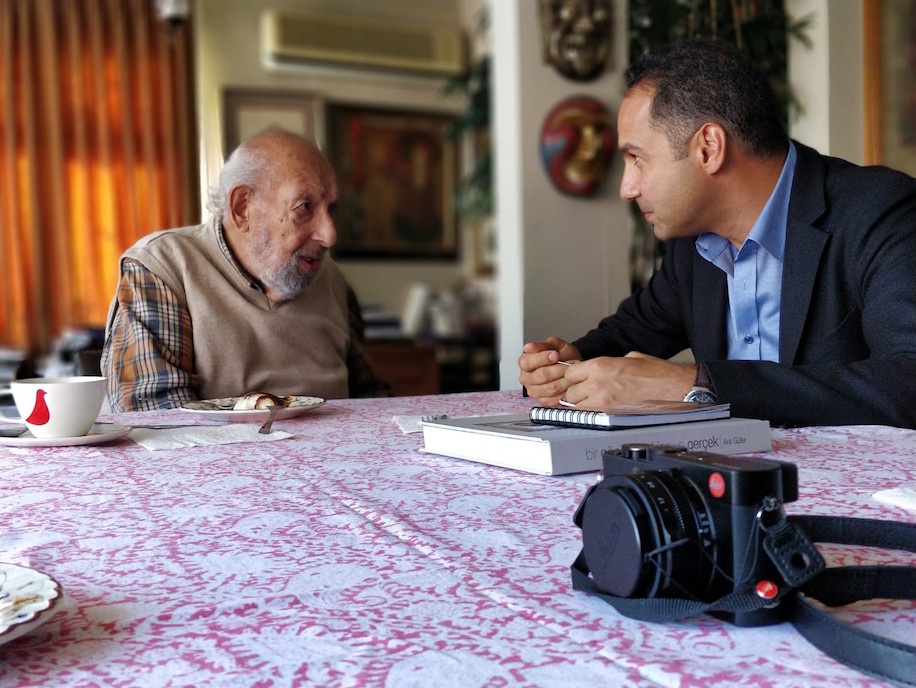 O çok sevdiği vapura bindi, gitti