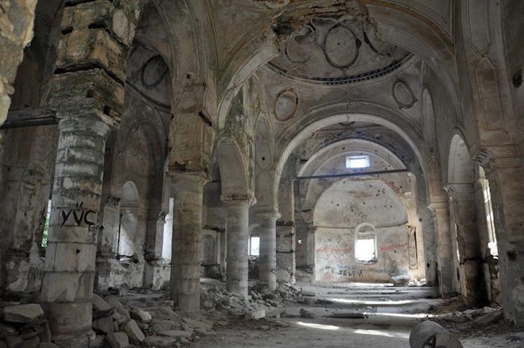 Aydın’da Defineciler Tarihi Kiliseyi Talan Etti