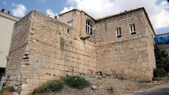 Diyarbakır’da polisler de Ermeni “definesi” peşinde