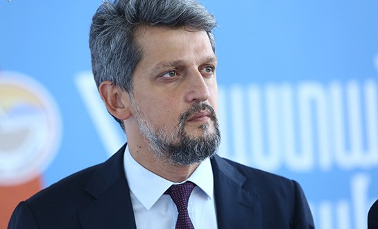 Garo Paylan: Ermeni Soykırımı siyasi bir yalan ise, Cumhurbaşkanı neden beş yıldır 24 Nisan’larda, Ermeni Halkına taziye mesajı yayınlıyor?
