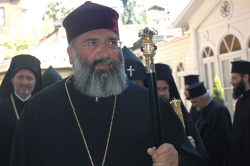 Eçmiadzin’de Patrik Mutafyan için ayin