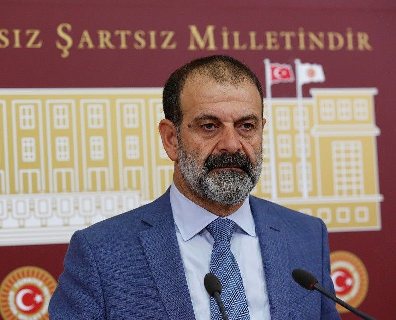 1915 yılından başlayarak yaşanan SAYFO’ya ilişkin araştırma önergesi verdi