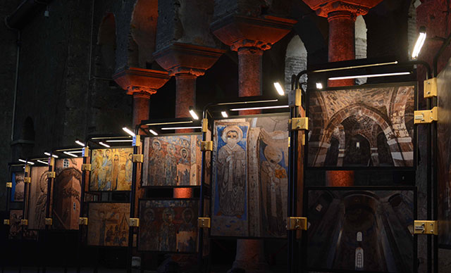 Akdamar (Ahtamar-‘Akunq’ web sayfası) Kutsal Haç Kilisesi Fotoğraf Sergisi açıldı