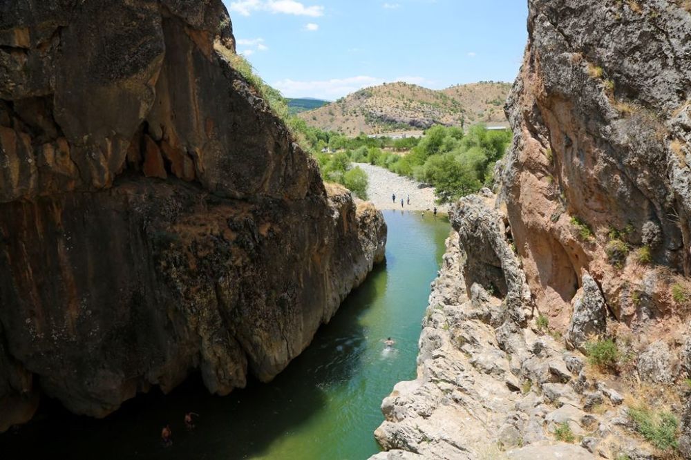 8 bin yıllık gizem: Dünyanın bittiği ve ölümsüzlük suyunun aktığı yer