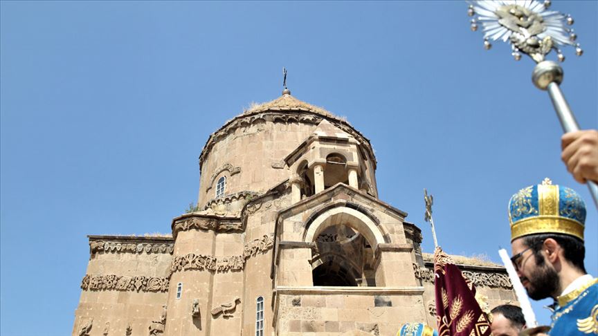 Ermeni ayininde Akhtamar Adası’nı 2 bin 480 kişi ziyaret etti