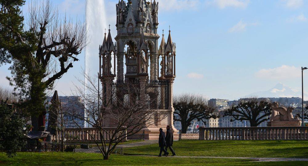 Ermeni heykeltraş Melik Ohanyan Cenevre’deki Ermeni Soykırımı Anıtı için İsviçre’nin Güzel Sanatlar Birliği Ödülü’nü kazandı