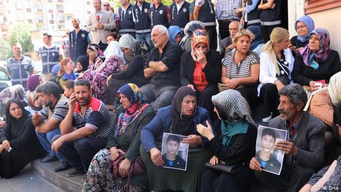 HDP’nin Diyarbakır yöneticileri hakkında soruşturma açıldı