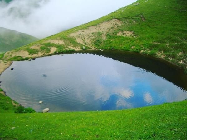 Kültür ve Turizm Bakanlığı Dipsiz Göl’ün kurutulmasına sebep olan kişilerin görevden alındığını ve soruşturma başlatıldığını açıkladı