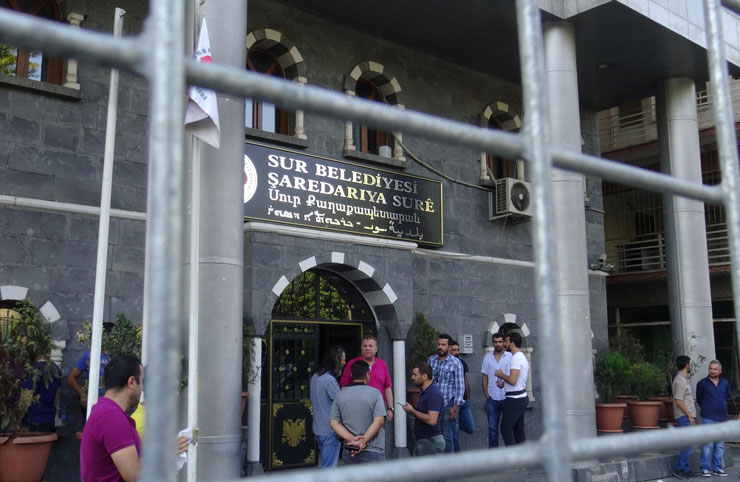 HDP’li 4 belediyeye daha kayyum atandı