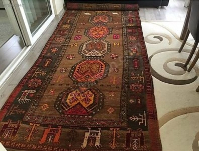 Türkiye’de eski Ermeni halı 150 bin dolara satılacak
