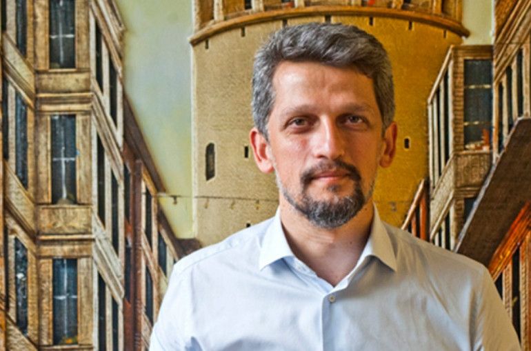 HDP’li vekiller farklı dillerde tek taleple seslendi