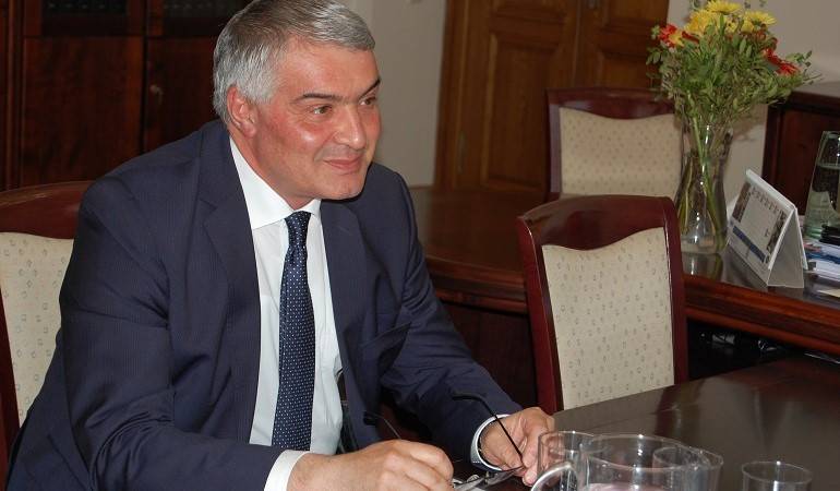 Elçi Hovakimyan: Maalesef, son 300 yılda çok az şey değişti ve Türkiye tehdit dilinde konuşmaya devam ediyor