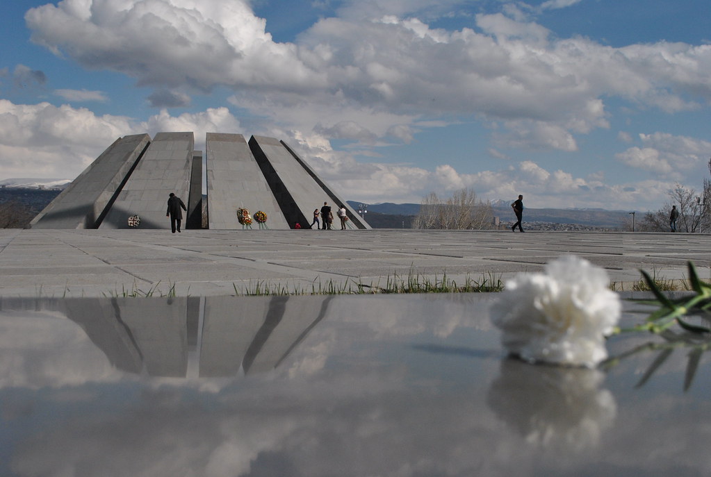 Doğan Kasadolu’nun Ermeni Soykırımı’nı inkar ettiği görüntüler nefret söylemi gerekçesiyle Youtube’dan kaldırıldı