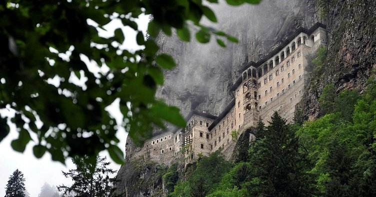 Sümela Manastırı ve Ayasofya Camii açılıyor