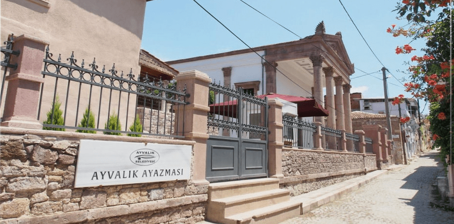 Yüzyıllık tarih ve kutsal su hazinesi Ayazma Kilisesi