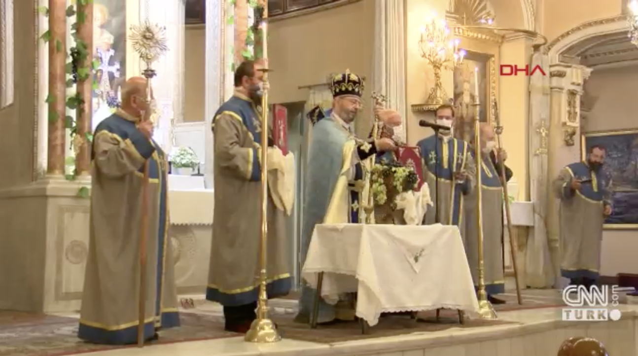 Meryem Ana yortusu ve üzüm bayramı kutlandı