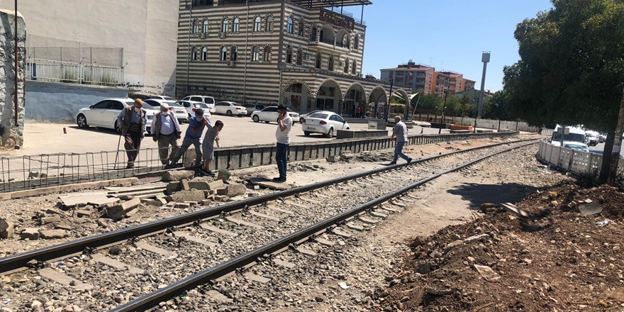 Diyarbakır’ı ikiye bölecek duvar askıya alındı Kaynak: Diyarbakır’ı ikiye bölecek duvar askıya alındı