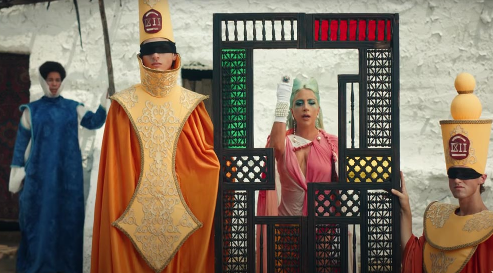 Lady Gaga’dan Parajanov’a saygı