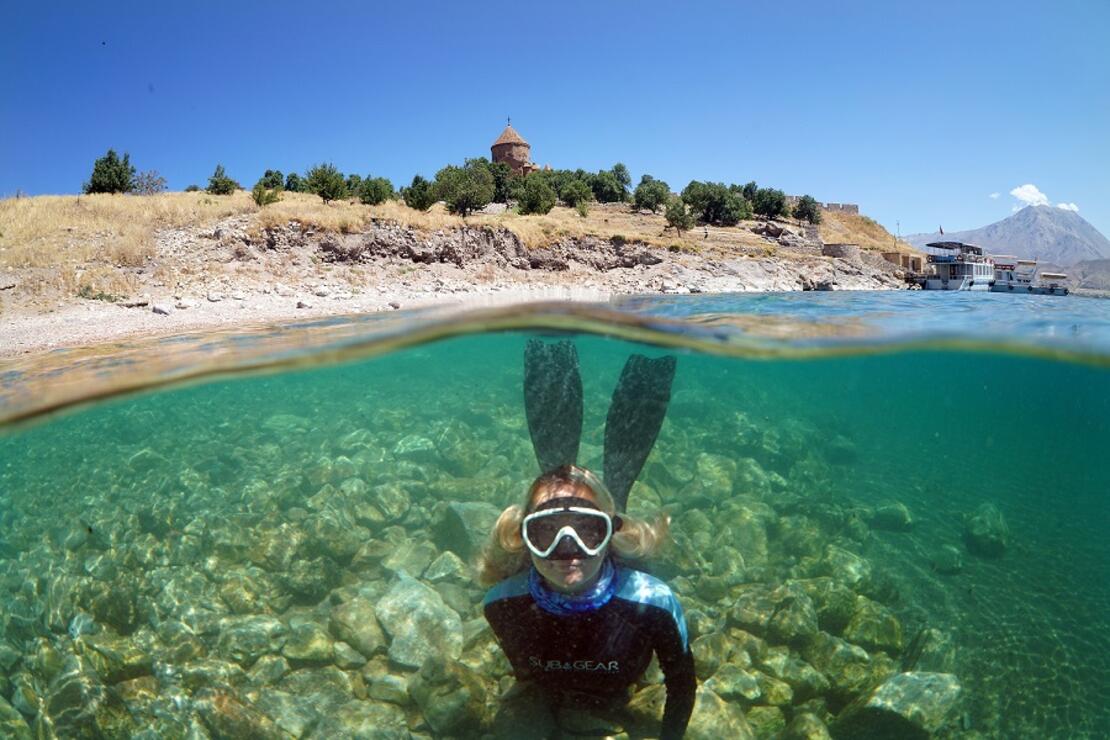 Hazinesi içinde saklı… Urartuların yukarı denizi Van Gölü
