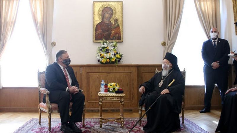 ABD Dışişleri Bakanı Pompeo Fener Rum Patrikhanesi ve Rüstem Paşa Camisi’ni ziyaret etti