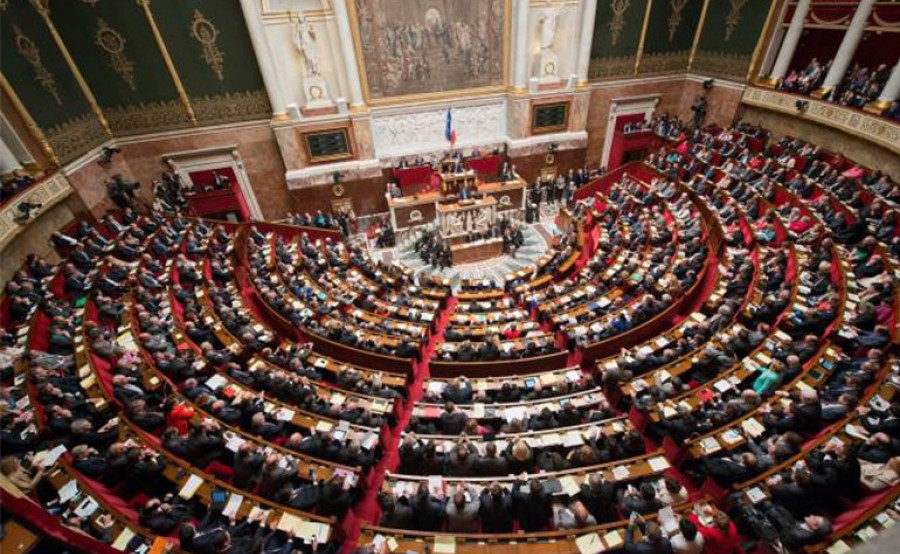 Fransız Parlamentosu Karabağ’ı (Artsakh Cumhuriyeti’ni-‘Akunq’ web sitesi) bağımsız devlet olarak tanıdı