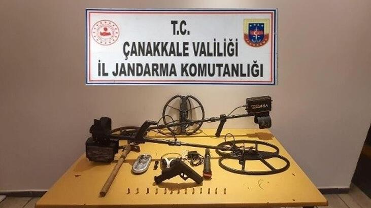 Çanakkale’de 4 define şüphelisi yakalandı