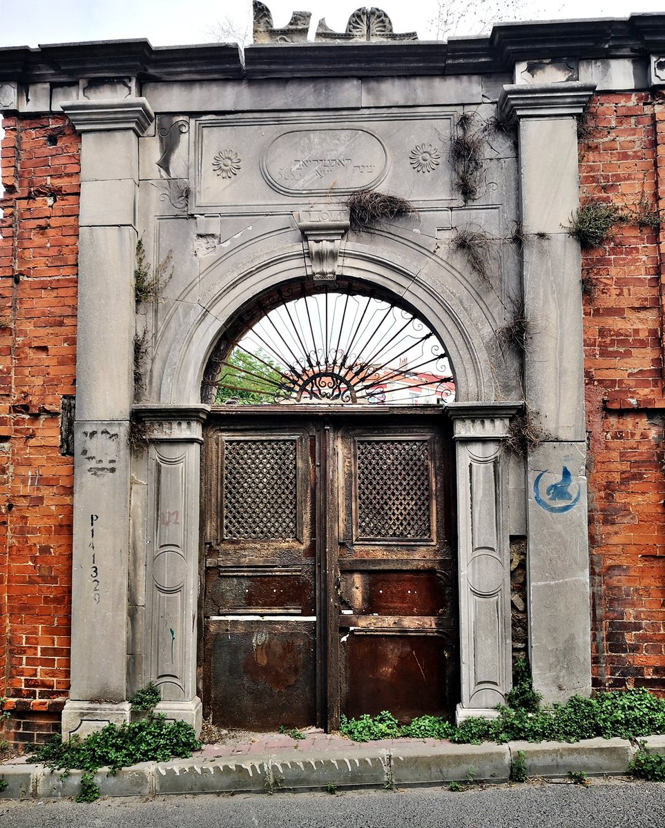 Kasturya Sinagogu Projesi Durdu Mu?