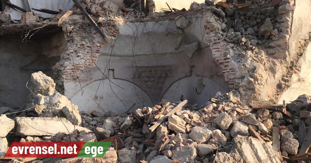 Termik santral şirketi 600 yıllık hamamı yıktı